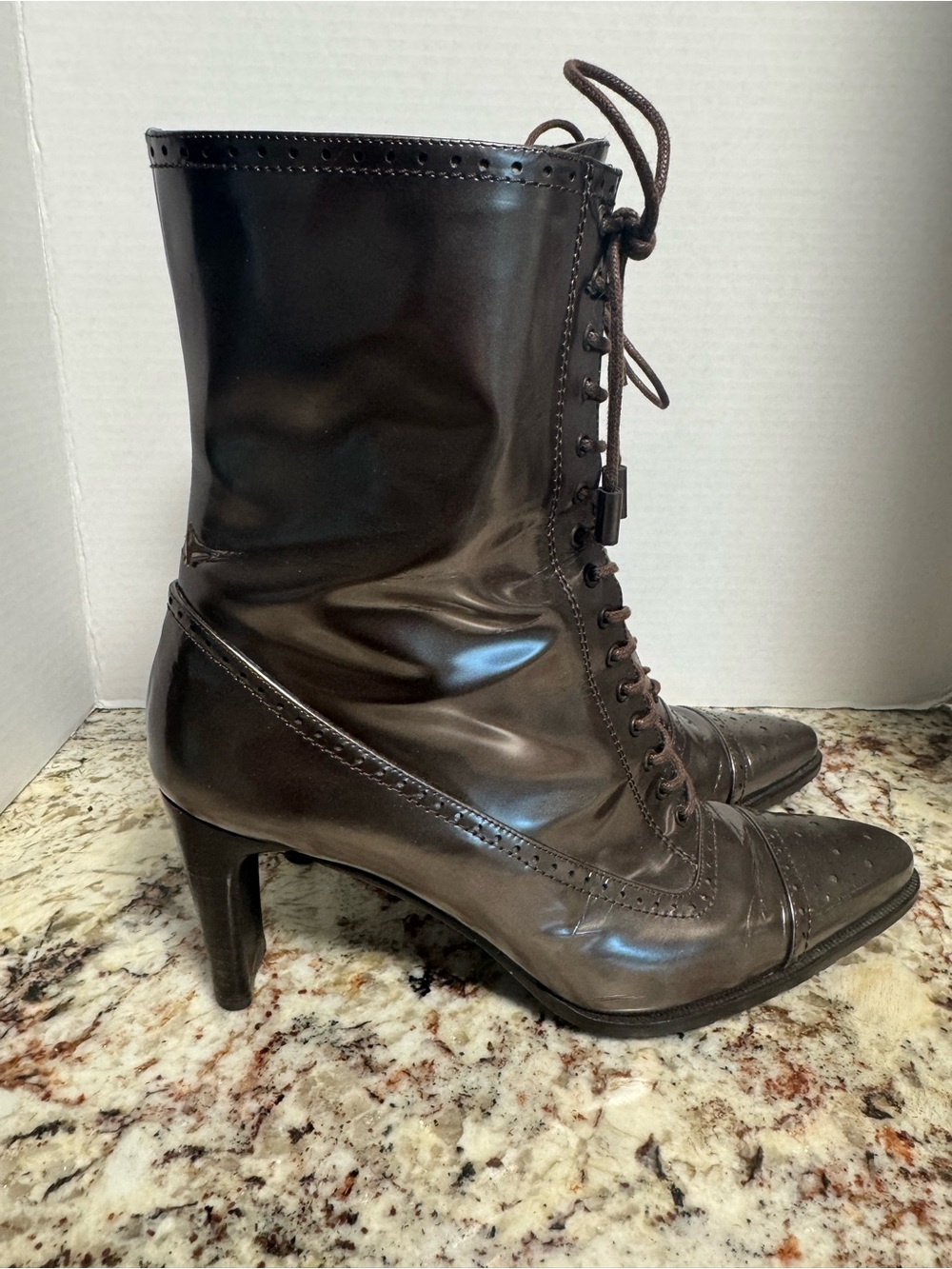 Women's Stuart Weitzman Brown Lace-Up Heeled Boots